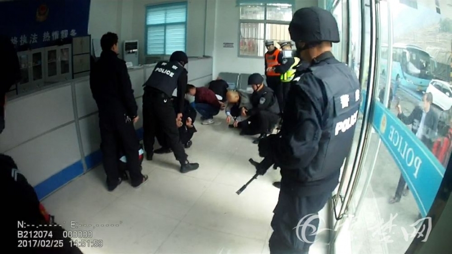 十堰有多少人口_十堰人,让你们 9 等了(3)