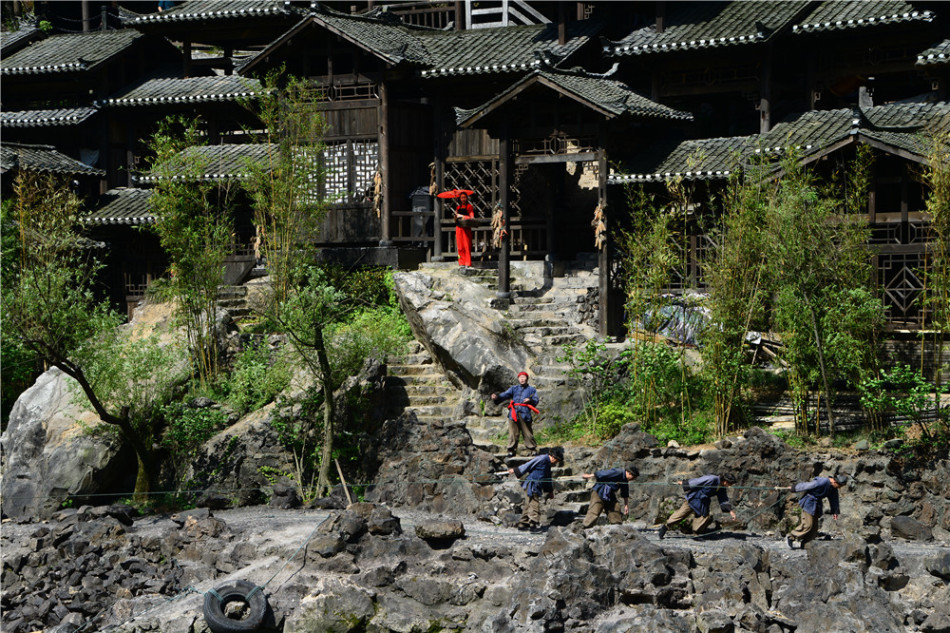碧什么荡什么成语_荡可以组什么词(2)