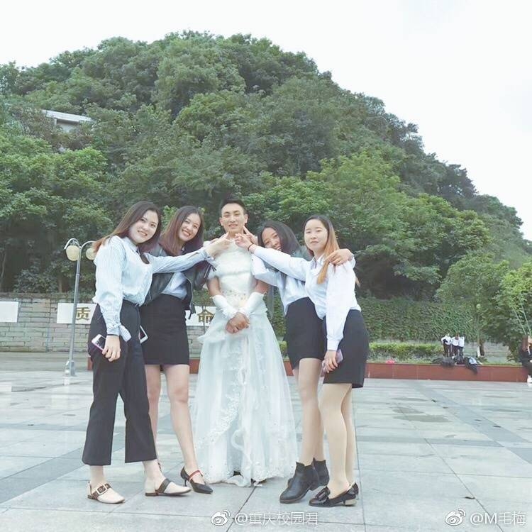 婚纱照求婚动作_求婚婚纱照(3)