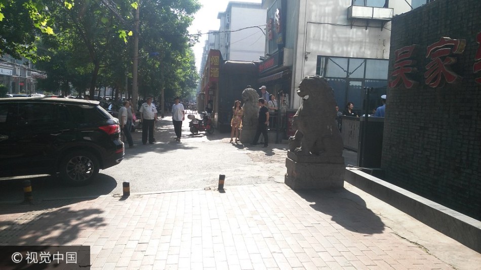 姓邵的人口_...证得知,该男子姓邵,东北人.他说,自己来西安交货,住旅馆被...