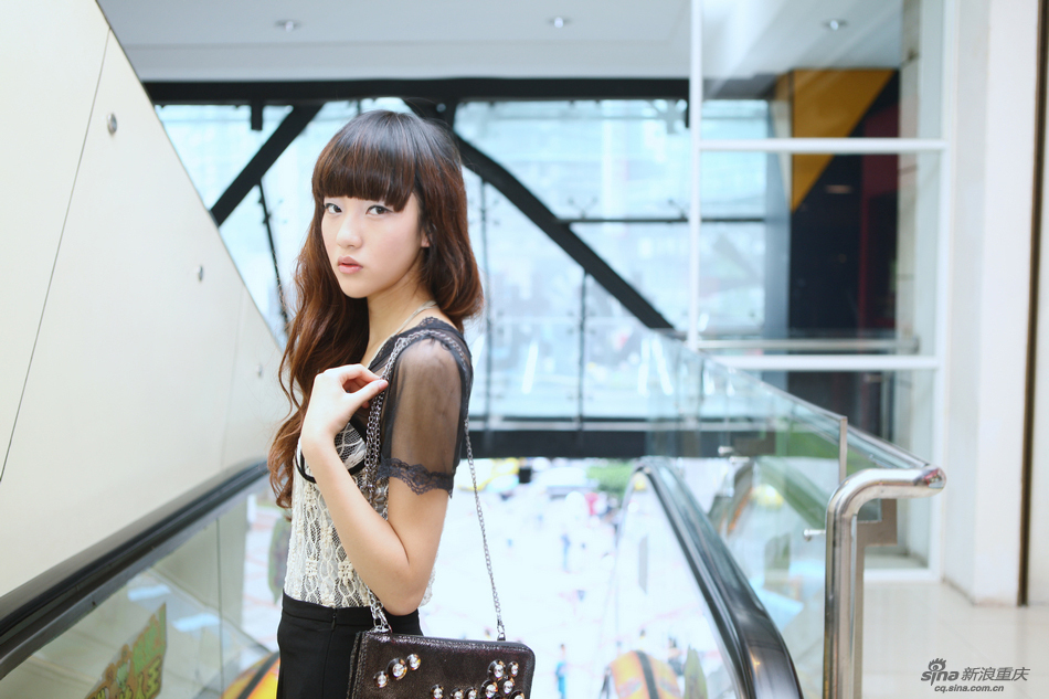 《花季女生穿越:冷妃妖娆》 《错嫁暴君误终身