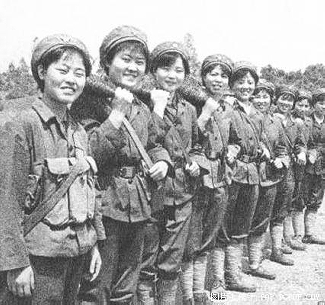 新中国成立 人口_...学者指出,新 中国 成立60年来人口流动的特点(3)