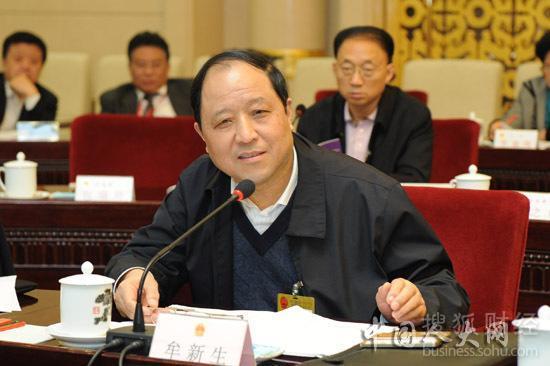 冯提莫收入多少_月收入8000扣税多少