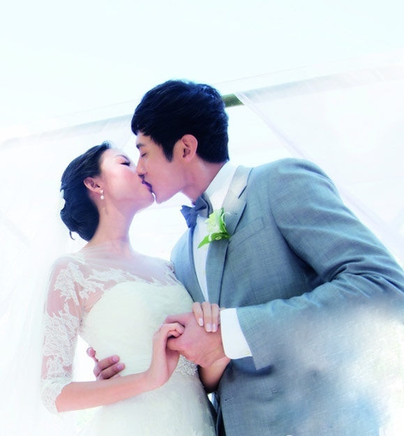 周新萍聂磊婚纱照_聂磊老婆周新萍图片(2)