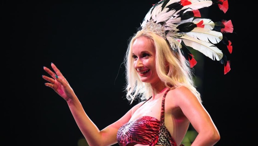 惊艳的超模大赛 21245_3641605_330878.jpg