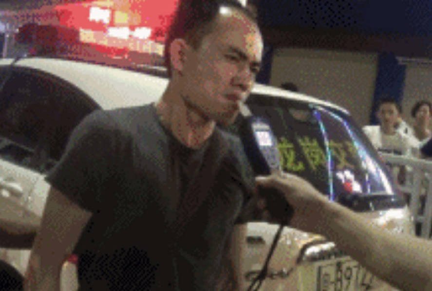 人口吹气_吹气的卡通图片