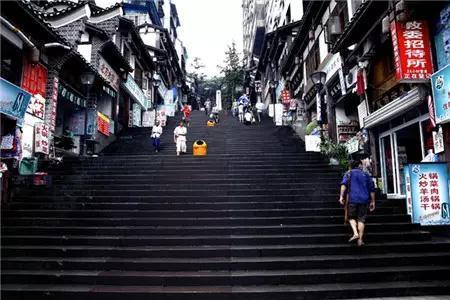 宏伟区一共有多少人口_人口普查