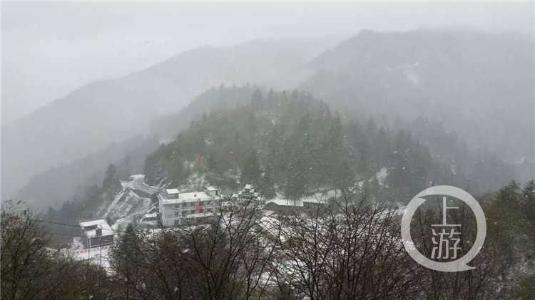 城口县人口_火了 城口最新版使用说明书,正宗老城口人都不知道(2)