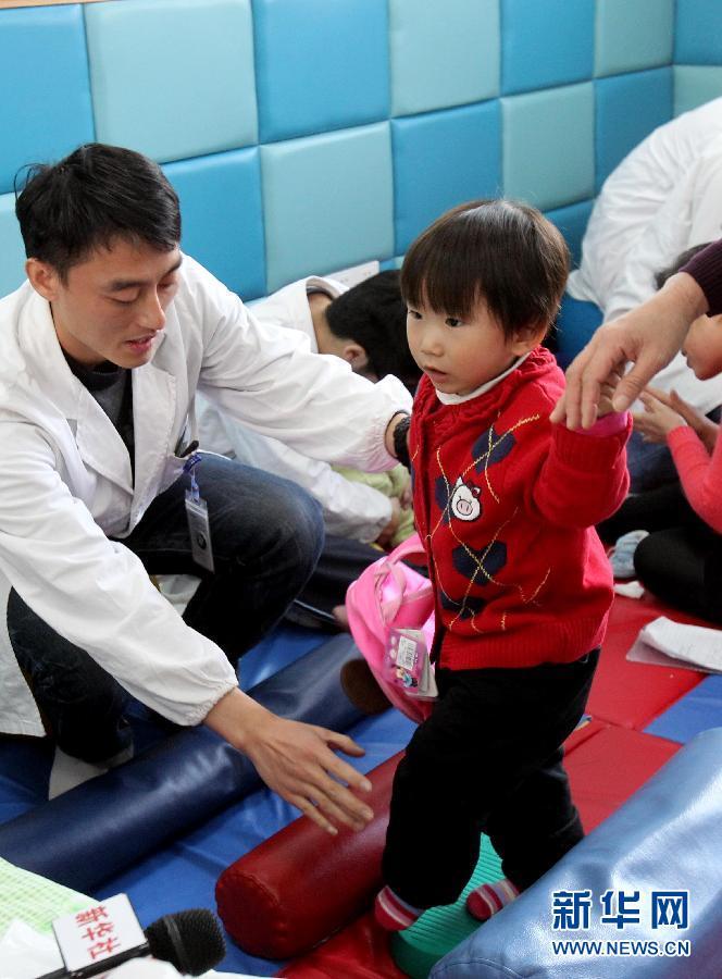 外地人离开上海回家创业怎么提取公积金和社保