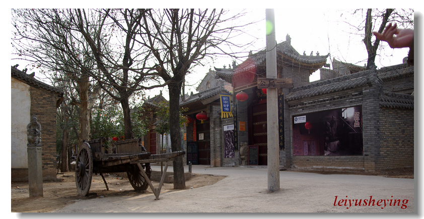 猜你喜欢 1 / 21 关中印象体验地,其实就是一个袖珍"关中风情园".