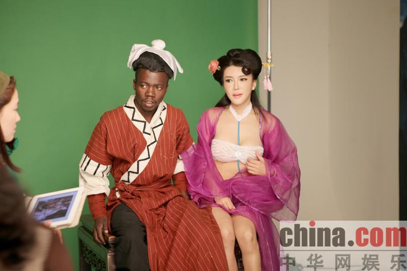亚女战黑人的大鸟_亚洲黑人大鸟凸起图 黑人大鸟