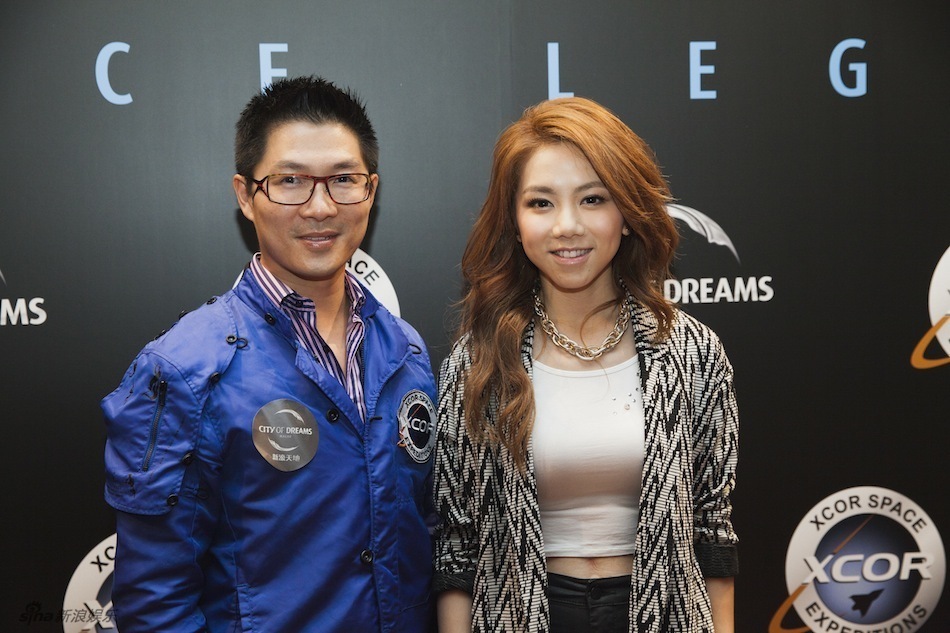 怎么把自己在唱吧录的歌发到快手上面。求解