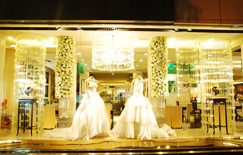 汉中婚纱店_汉中职业技术学院(3)