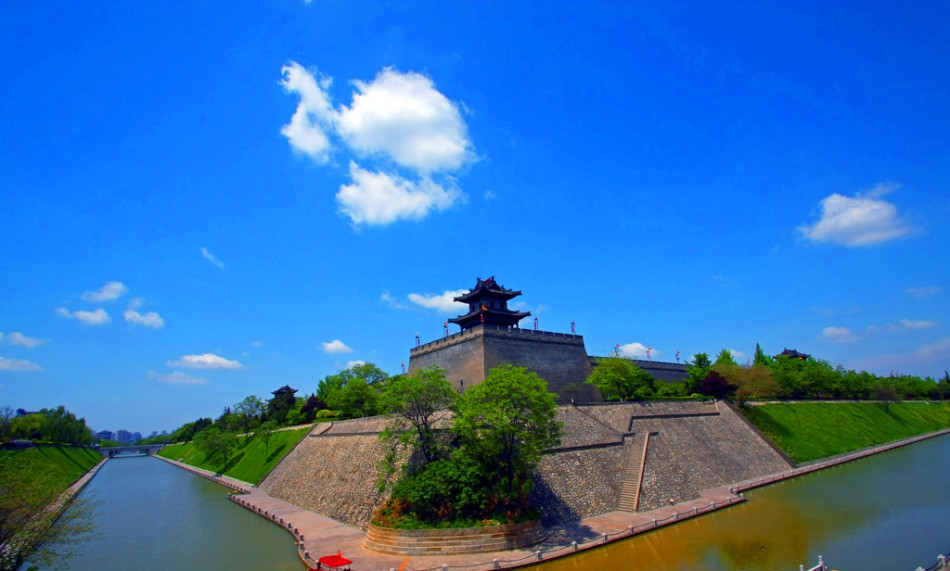 中国cbd经济总量_北京cbd中国尊夜景(2)