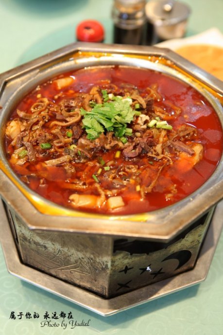 烩制人口_撒尼人待客的佳品 圭山腊肉 图