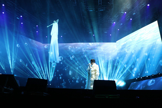 求古巨基《必杀技》粤语谐音歌词- _汇潮装饰