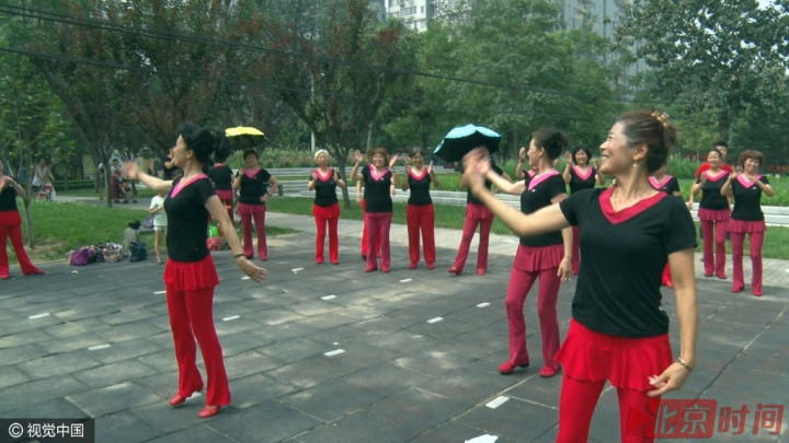 跳广场舞的大妈们有什么烦恼 82022_5345373_734661.jpg