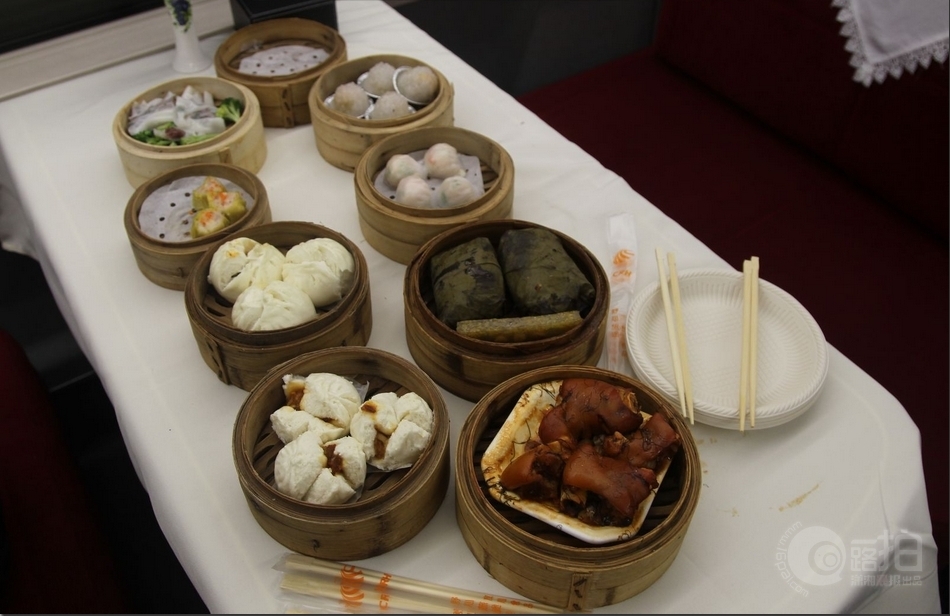 广州哪有早餐卖的包子,粽子,糯米鸡烧卖之类的