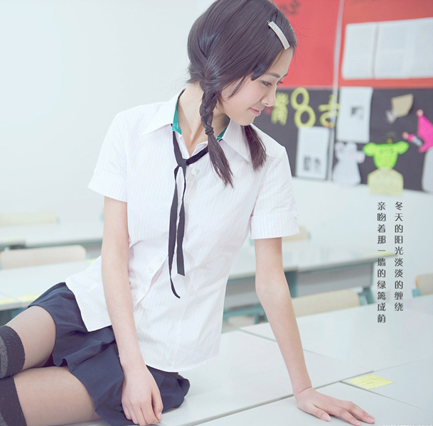 从女生校服正面看内衣_初中女生夏季校服内衣(3)