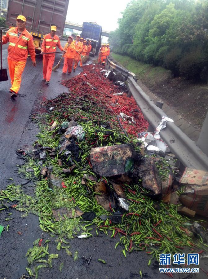 人口死亡原因_中国死亡人口折线图(3)