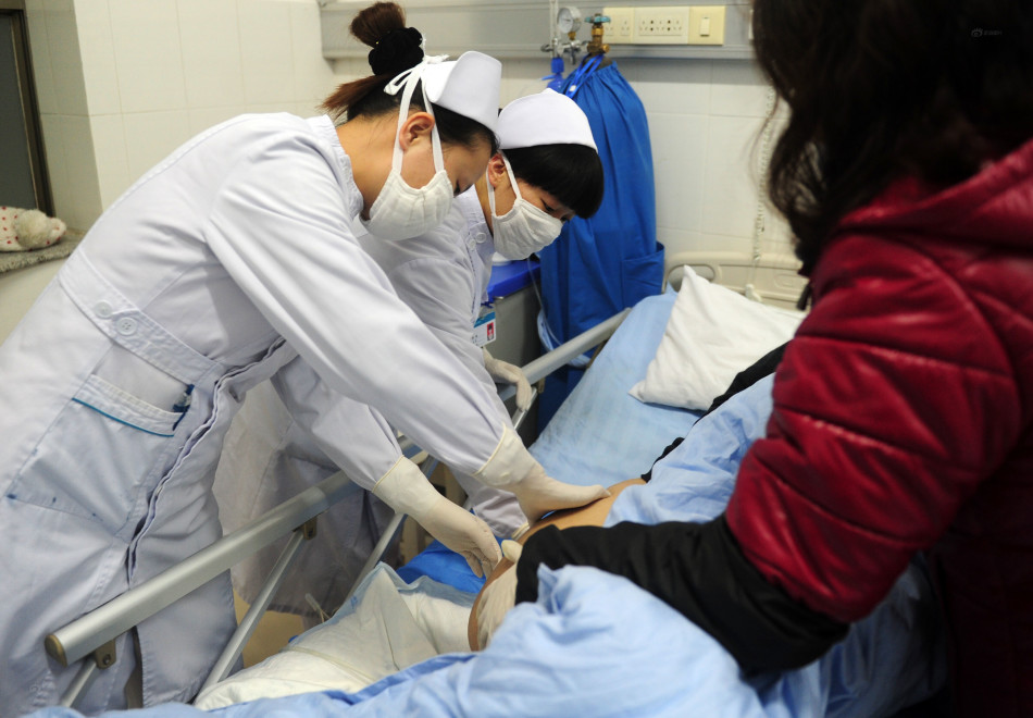 怎么护理长期卧床的病人 22386_3889103_701727.jpg