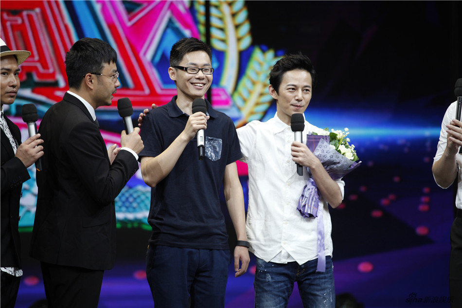 何炅将带领《栀子花开》主创登上《天天向上》_高清