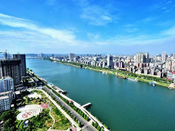 辽宁的gdp排名2019_三十一省区GDP排行榜出炉 23地同比增速超7(3)