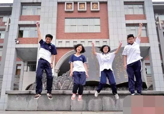 长沙十大著名高中校服大盘点 美翻还是丑哭