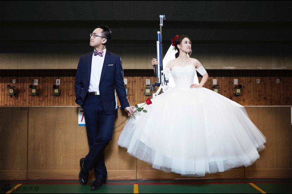 乐柠夫妇情侣婚纱照_乐柠夫妇图片(3)