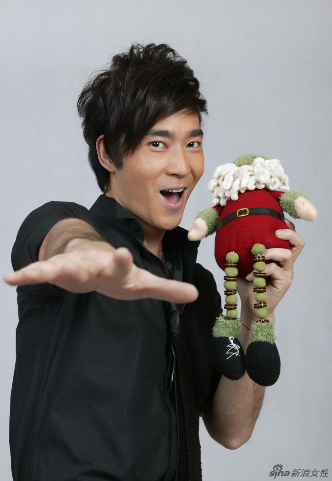 SMG主持人丁晓峰