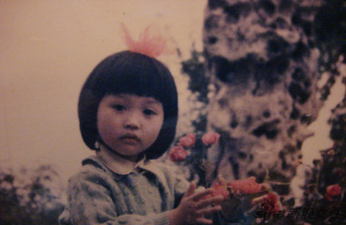 金莎童年照片