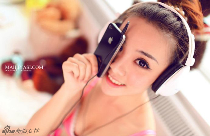 甜美少女内衣私房照