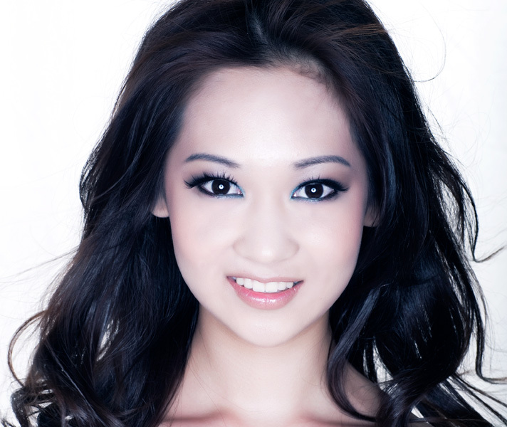2010新丝路北美模特大赛总决赛季军-Jessica