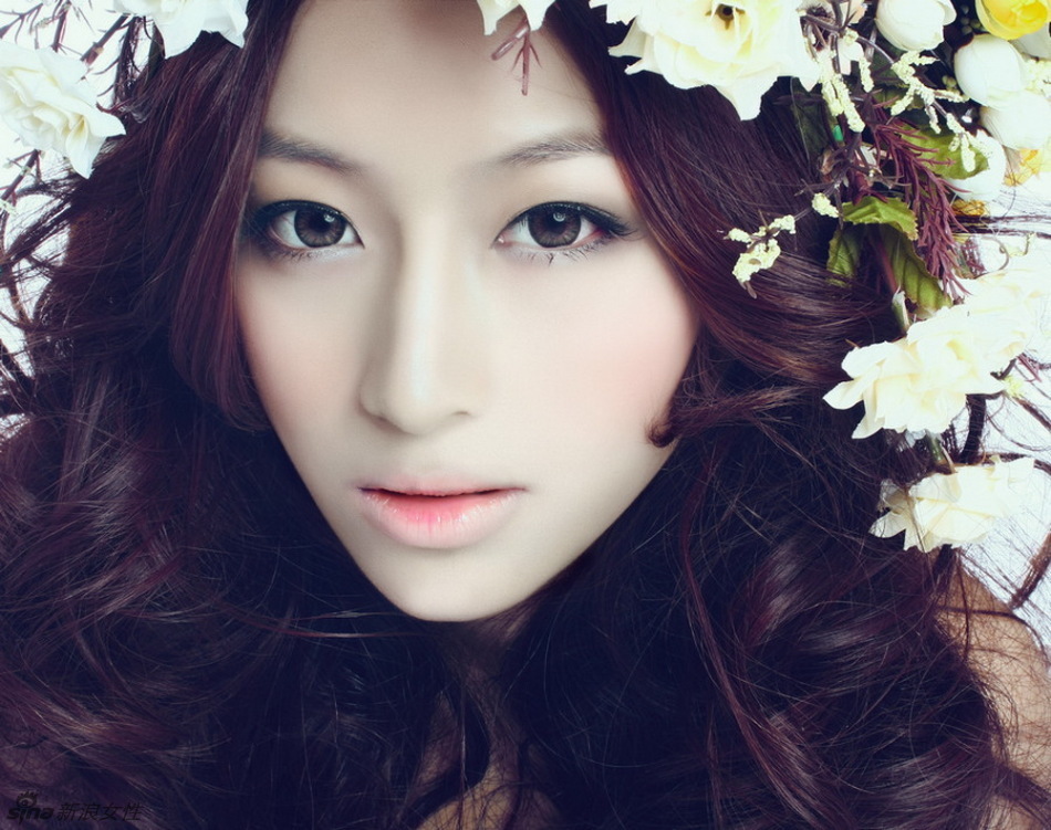 《lady呱呱》主持人温雅写真