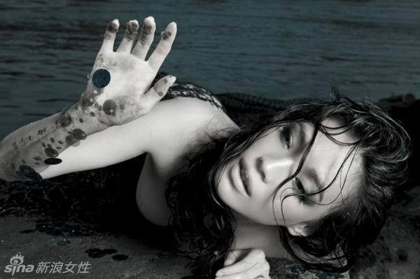 舒淇性感化身海洋女神时尚 诱惑挑逗