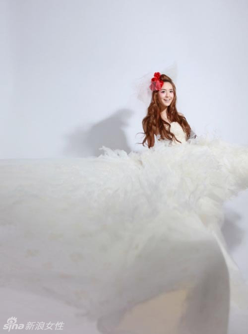 北电最美考生古力娜扎的婚纱大片