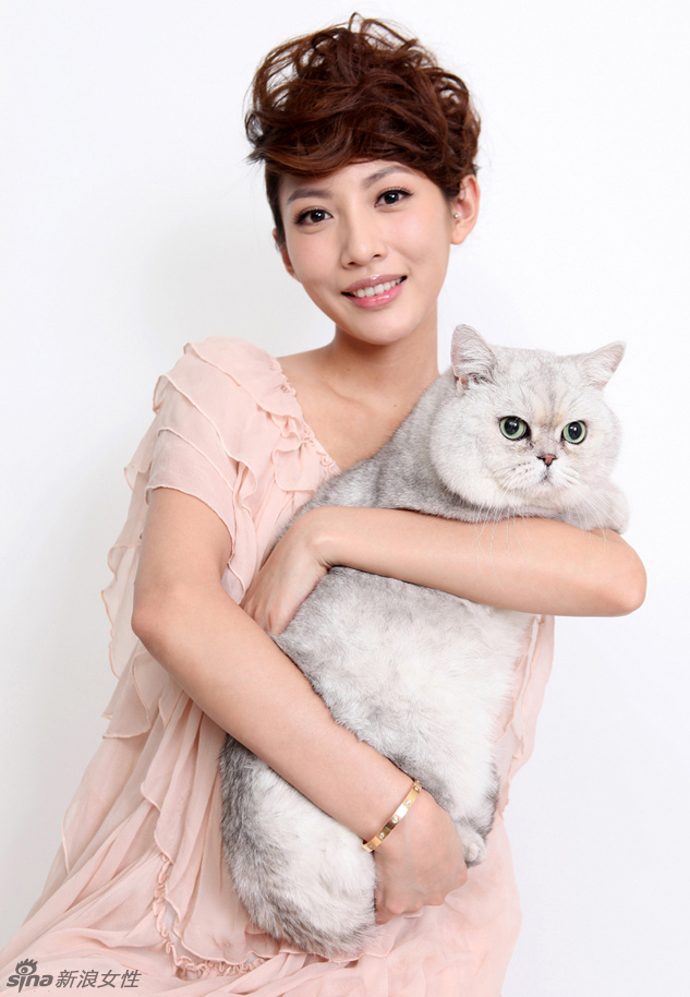 笑容甜美