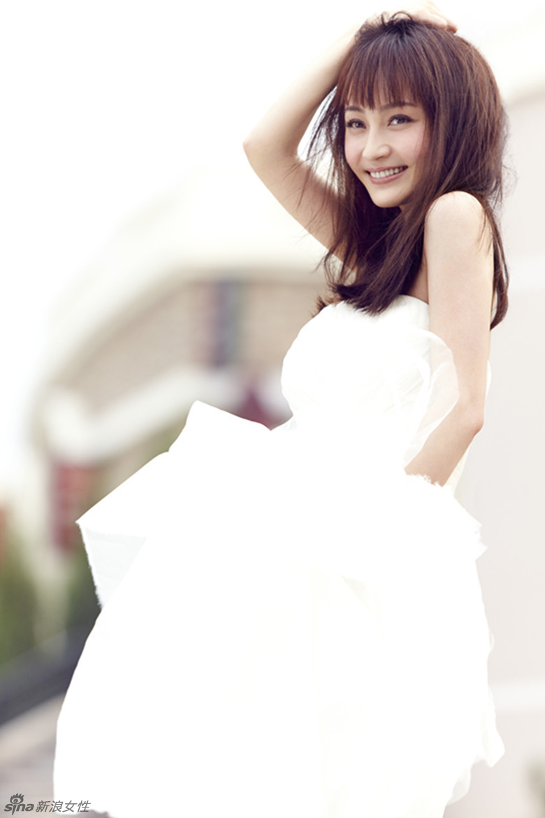 姚笛白色婚纱写真