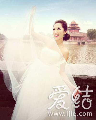 角楼婚纱_角楼婚纱照(2)