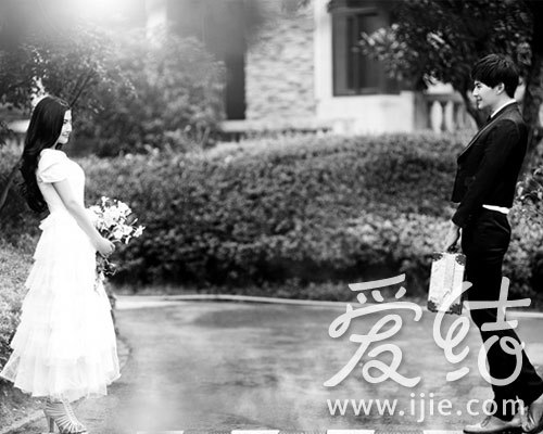 宜兴奥斯卡婚纱_宜兴紫砂壶(3)