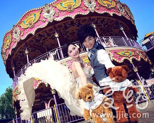 婚纱摄影城堡_迪士尼城堡(3)