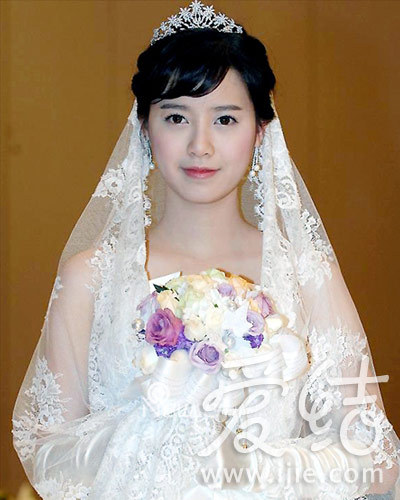 女演员婚纱照_海边婚纱照