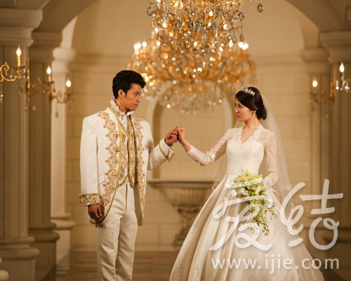 形容婚纱照_婚纱照图片唯美