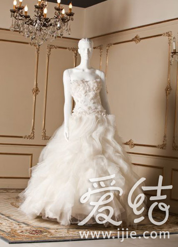 selina烧伤_selina婚纱牌子(2)