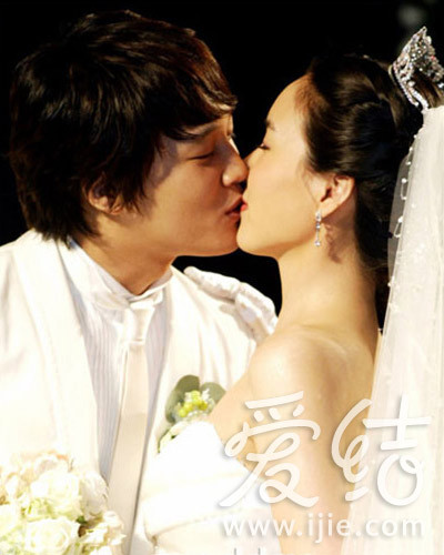 崔俊赫和全智贤婚纱照_崔俊赫全智贤婚纱照(2)