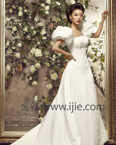 维多利亚婚纱摄影_维多利亚女王的婚纱(3)