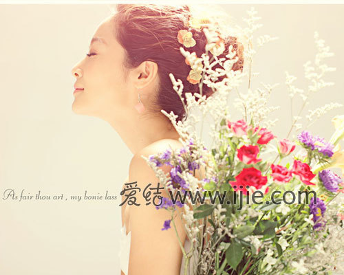 婚纱照花海内景_婚纱照风格(2)