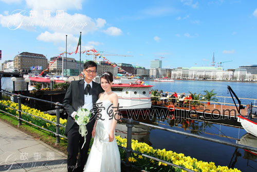 欧洲婚纱旅游_欧洲情趣婚纱(3)