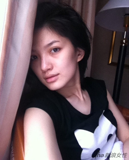 杨坤丁丁地下情疑似曝光盘点私服搭配