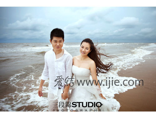 北戴河拍婚纱_北戴河海滩美女随拍(2)